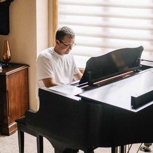 Meet your Posher, Colby